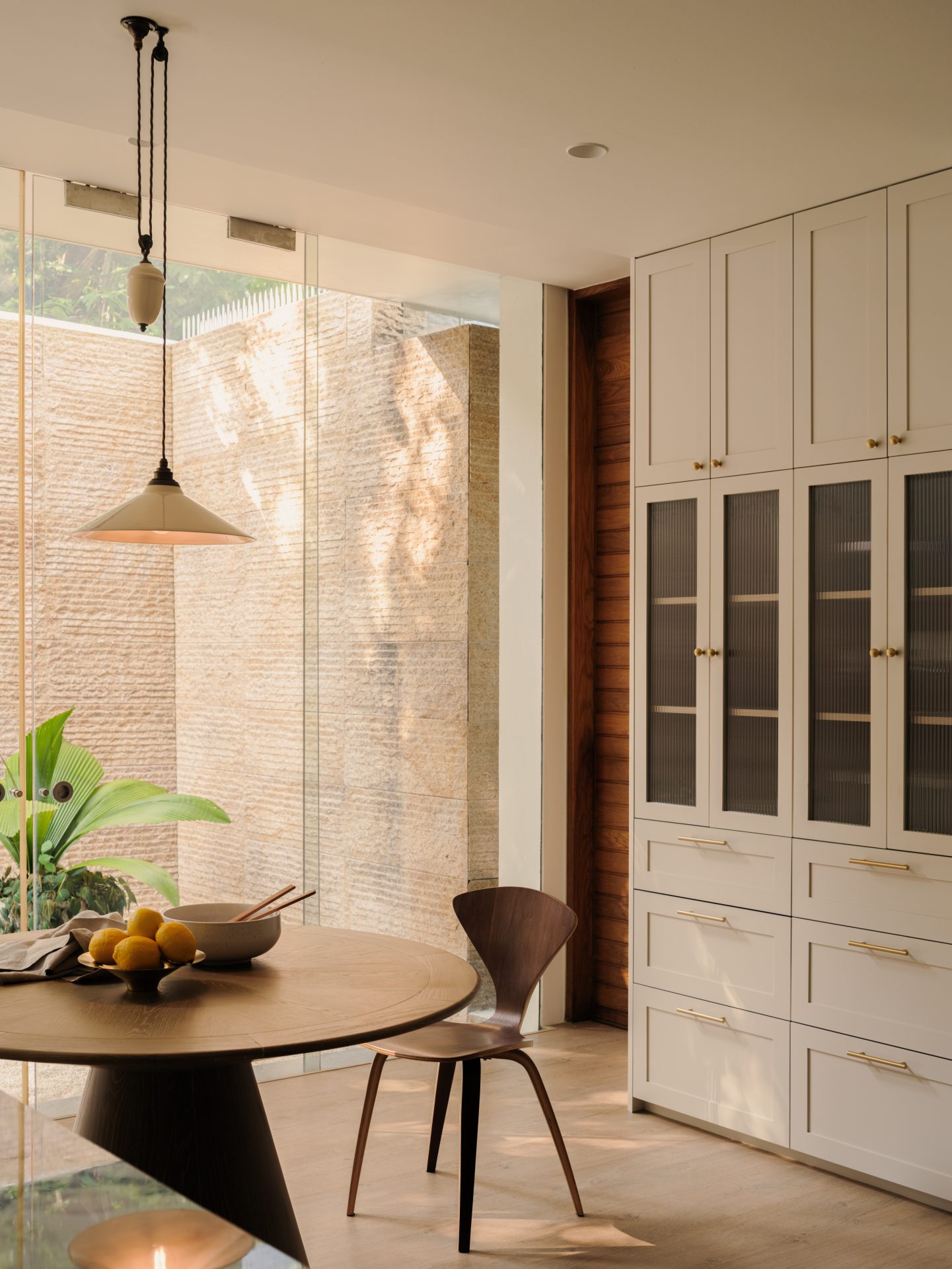 Bungalow in MacRitchie by Stacey Leong Interiors, kitchen